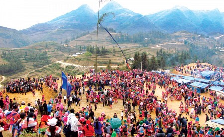 Khám Phá Lễ Hội Gầu Tào Của Người Mông