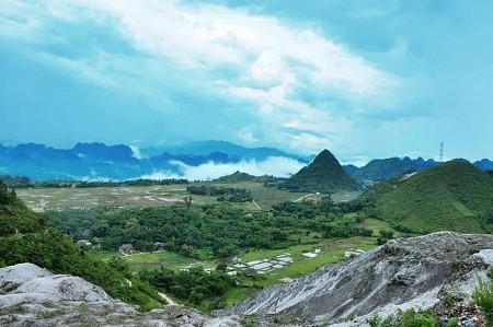 Hà Nội - Lũng Vân - Xóm Chiến - Động Nam Sơn - Ba Khan Village